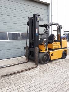 Электропогрузчики Caterpillar б/у