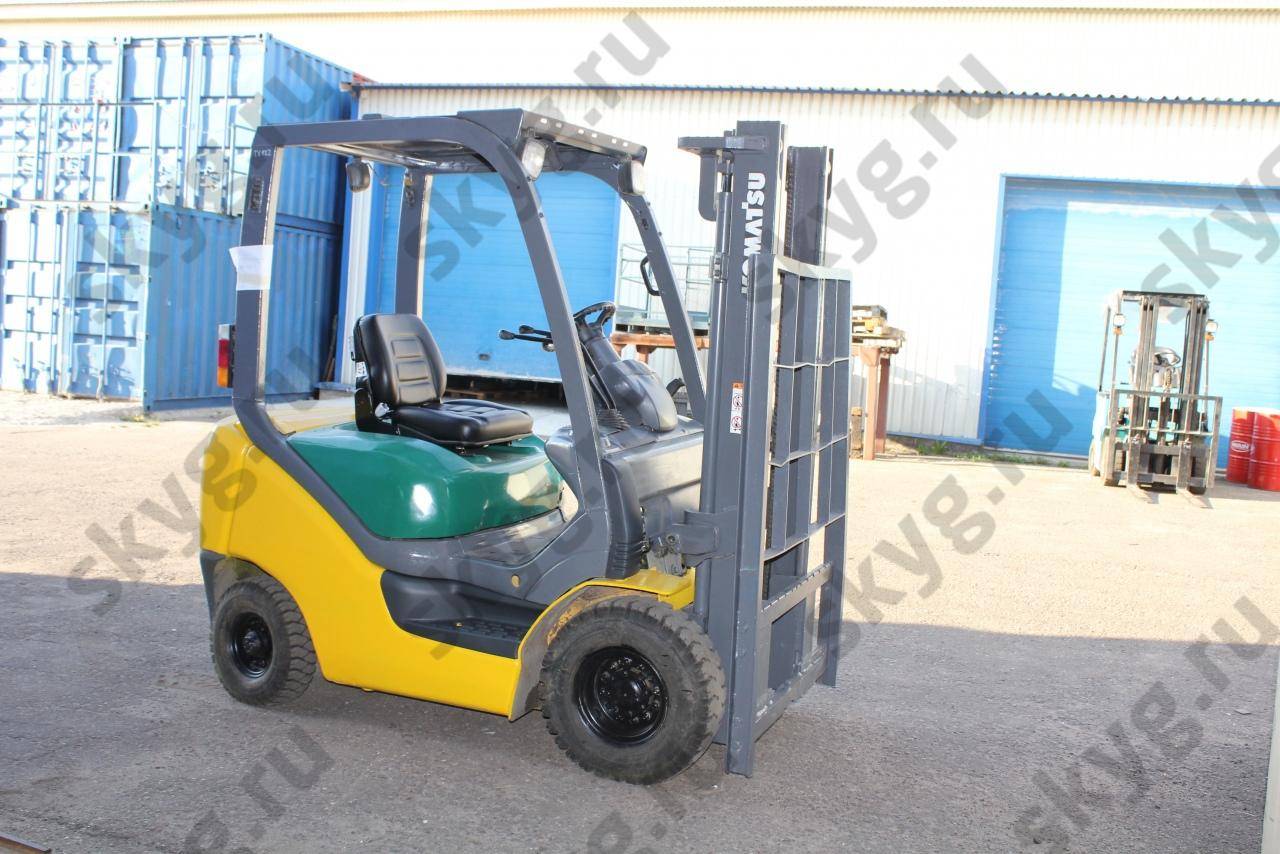 Дизельный погрузчик Komatsu FD15T-18