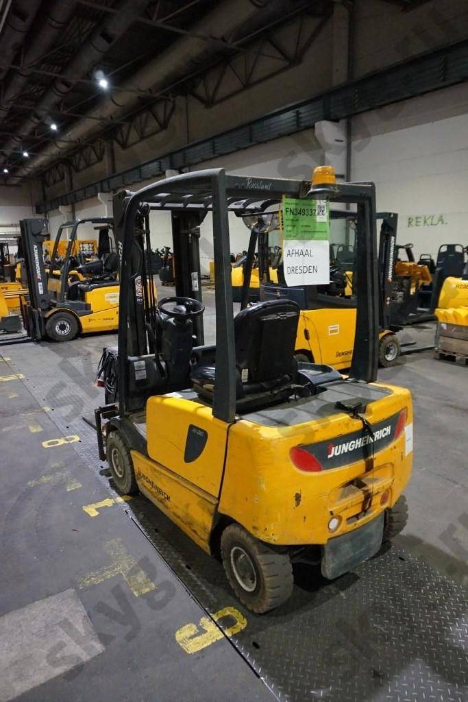 Электрический погрузчик б/у Jungheinrich EFG 215–450 ZT, 1500 кг, 3 м