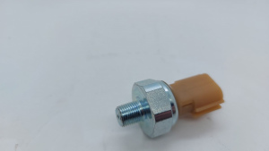 Датчик Nissan артикул 9829839