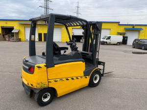 Электропогрузчик вилочный Jungheinrich EFG 430