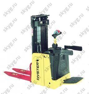 Самоходные штабелеры Hyster б/у