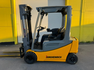 Погрузчик электрический Jungheinrich EFG 320 2000 кг 4640мм