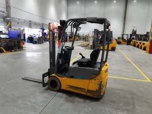 Погрузчик электрический трехопорный Jungheinrich EFG 115 - 300 ZT, 1500 кг, 3 м