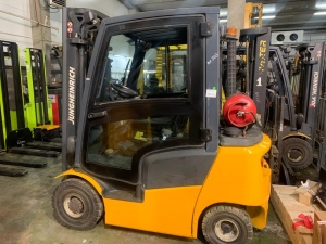 Вилочный погрузчик газовый Jungheinrich TFG 320, 2 тонны, 4.7 метра