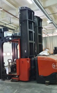 Узкопроходный штабелер BT VECTOR VCE150 A