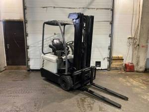 Вилочный погрузчик Crown 4210, 1250 кг, 4.8 м