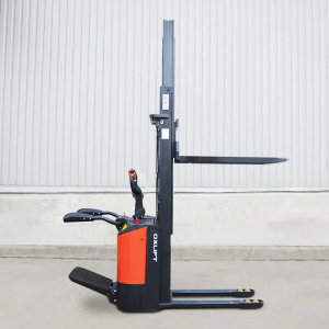 Самоходный Штабелер OXLIFT BX1526E 2600 мм 1500 кг с платформой для оператора
