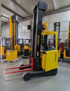 Ричтрак (штабелер) Hyster 1.4-8500 sn D435T01940M (2014) (состояние новый)